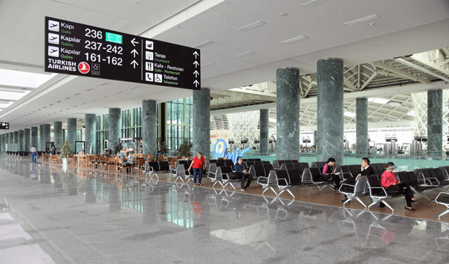 İzmir Internationales Terminal des Flughafens Adnan Menderes